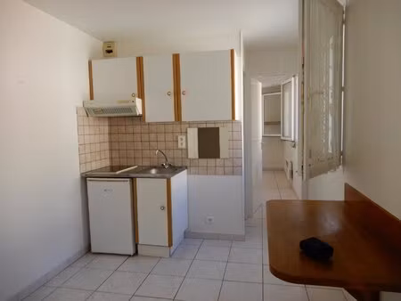 castres place soult t1