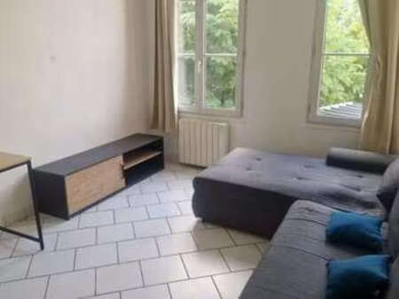 location appartement t1 meublé à rouen vieux-marché - st eloi (76000) : à louer t1 meublé 