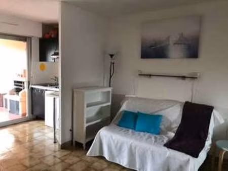 location appartement t1 meublé au pradet (83220) : à louer t1 meublé / 23m² le pradet