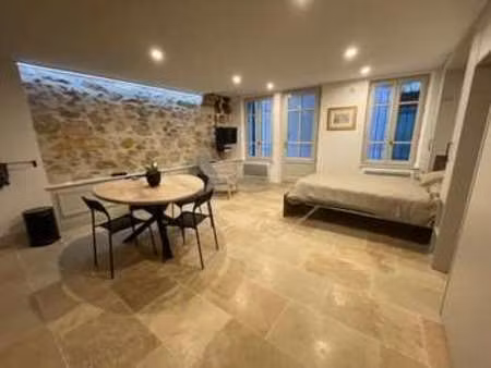 location appartement t1 meublé à arles (13104) : à louer t1 meublé / 31m² arles
