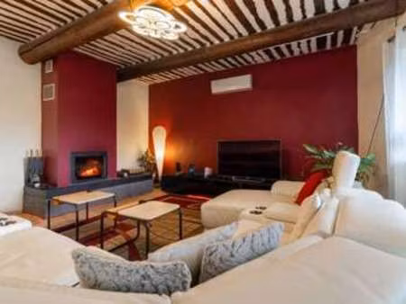 location maison au pontet (84130) : à louer / 200m² le pontet