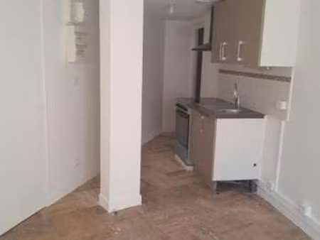 location appartement 2 pièces à aix-en-provence (13080) : à louer 2 pièces / 42m² aix-en-p