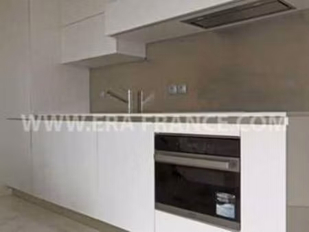 location appartement 2 pièces meublé à théoule-sur-mer (06590) : à louer 2 pièces meublé /