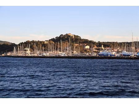 appartement de luxe à vendre à porquerolles