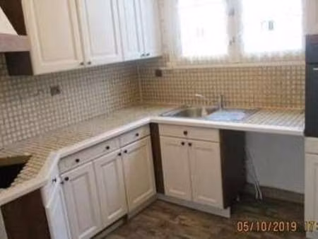 location appartement 3 pièces à tours (37000) : à louer 3 pièces / 63m² tours