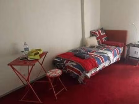 location appartement t1 meublé au bouscat (33110) : à louer t1 meublé / 10m² le bouscat