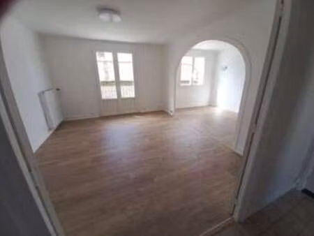 location appartement 4 pièces à pau (64000) : à louer 4 pièces / 65m² pau