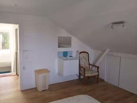 location appartement t1 meublé à saint-laurent-des-hommes (24400) : à louer t1 meublé / 18