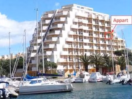 location appartement 2 pièces meublé à canet-en-roussillon (66140) : à louer 2 pièces meub