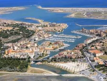location appartement t1 meublé à gruissan (11430) : à louer t1 meublé / 24m² gruissan