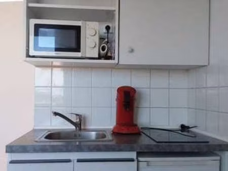 location appartement t1 meublé à nîmes (30000) : à louer t1 meublé / 13m² nîmes