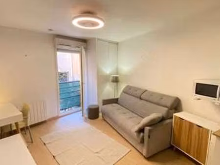 location appartement t1 meublé à nîmes (30000) : à louer t1 meublé / 18m² nîmes