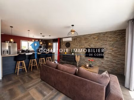 villa t5 secteur ghisonaccia centre