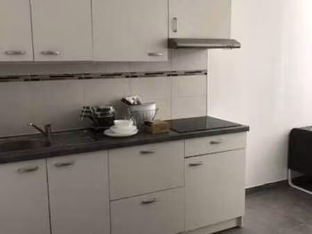 location appartement 2 pièces meublé à béziers (34500) : à louer 2 pièces meublé / 29m² bé