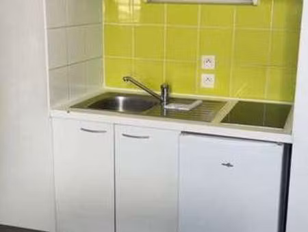 location appartement t1 meublé à nîmes (30000) : à louer t1 meublé / 18m² nîmes