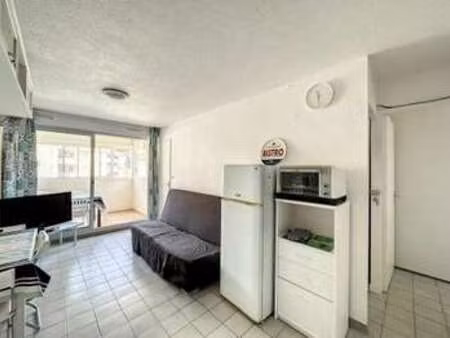 location appartement 2 pièces meublé à sète (34200) : à louer 2 pièces meublé / 30m² sète