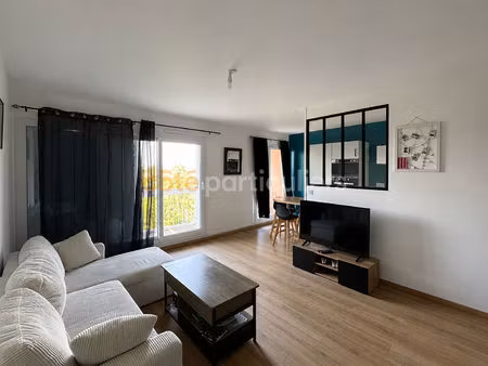 appartement meublé lulineux avec 1 chambre 53 m2