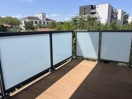 location appartement 3 pièces 60 m² à décines-charpieu (69150)