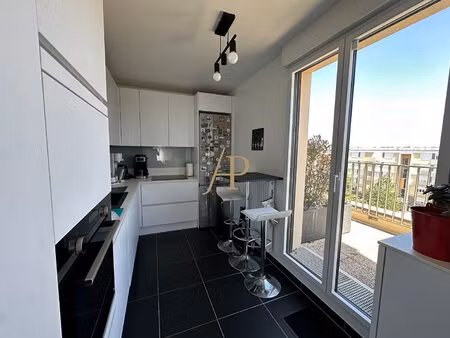appartement saint germain en laye 4 pièce(s) 82.11 m2