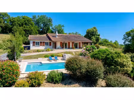 a vendre maison à auterive 149m2 avec piscine et garage