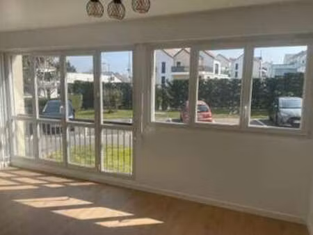 location appartement t1 meublé à chambourcy (78240) : à louer t1 meublé / 24m² chambourcy