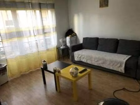 location appartement t1 à corbeil-essonnes (91100) : à louer t1 / 24m² corbeil-essonnes