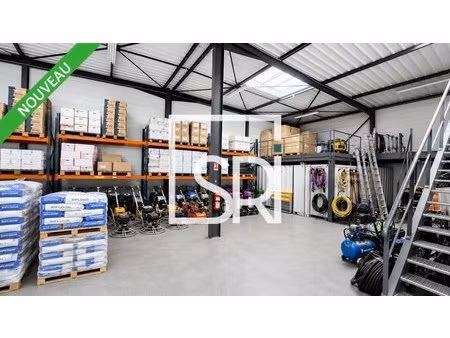 location entrepôt clermont ferrand 63100 517m²