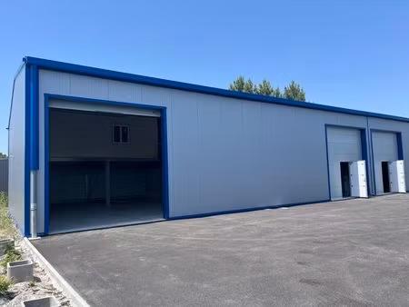 location commerce mios 33380 154m²