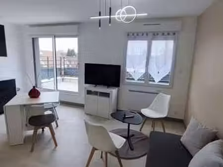 location appartement 3 pièces meublé à liverdy-en-brie (77220) : à louer 3 pièces meublé /