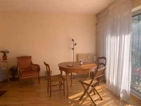 location appartement t1 meublé à paris 20e (75020) : à louer t1 meublé / 28m² paris 20e