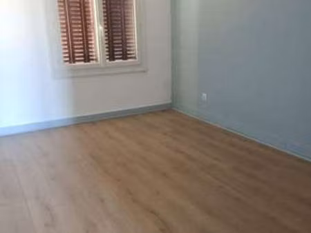 location appartement 3 pièces à roanne (42300) : à louer 3 pièces / 60m² roanne