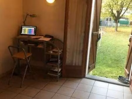 location appartement t1 meublé à gières (38610) : à louer t1 meublé / 22m² gières