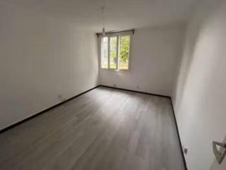 location appartement t1 à grenoble (38000) : à louer t1 / 28m² grenoble