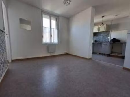 location appartement 2 pièces à liévin (62800) : à louer 2 pièces / 28m² liévin