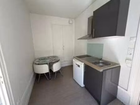 location appartement t1 meublé à amiens (80000) : à louer t1 meublé / 23m² amiens
