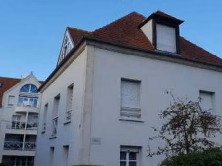 location appartement 2 pièces meublé à compiègne (60200) : à louer 2 pièces meublé / 37m² 