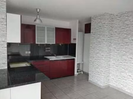location appartement 3 pièces à fouquenies (60000) : à louer 3 pièces / 62m² fouquenies