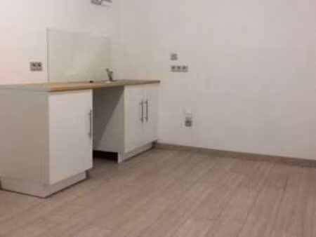 location appartement t1 à saint-marcel (71380) : à louer t1 / 35m² saint-marcel