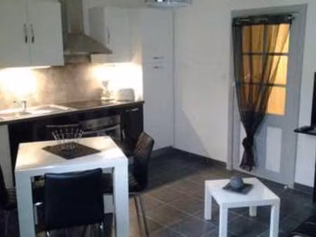 location appartement 2 pièces meublé à varennes-lès-mâcon (71000) : à louer 2 pièces meubl