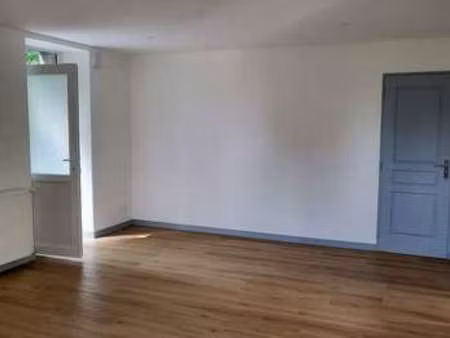 location appartement 2 pièces à aydat (63970) : à louer 2 pièces / 48m² aydat