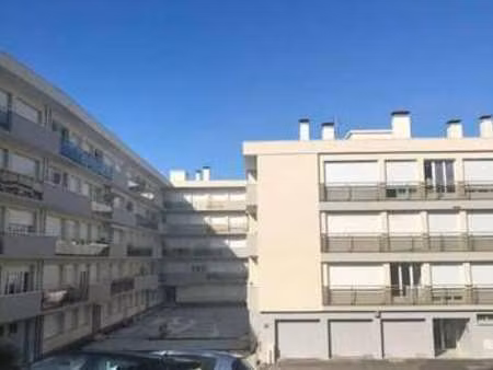 location appartement t1 à clermont-ferrand (63000) : à louer t1 / 34m² clermont-ferrand
