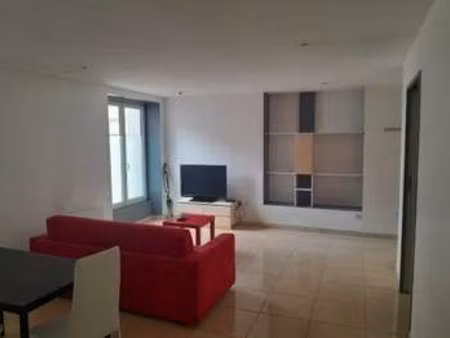 location appartement t1 meublé à vichy (03200) : à louer t1 meublé / 38m² vichy