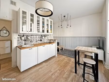 studio 1 pièce 23 m²