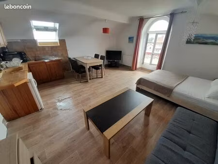 a louer studio 33m2 sept-juin pour étudiant