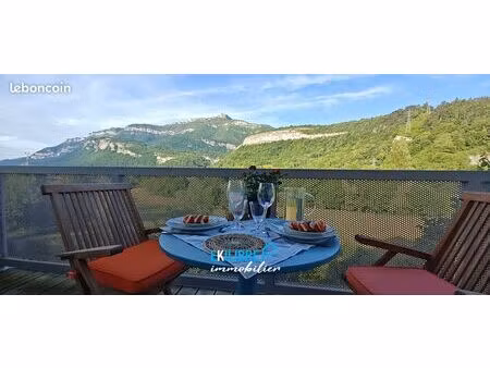 hauteurs de chambéry  lumineux t4 avec terrasse et garage
