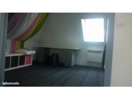 studio charmant centre-ville dans une maison de ville