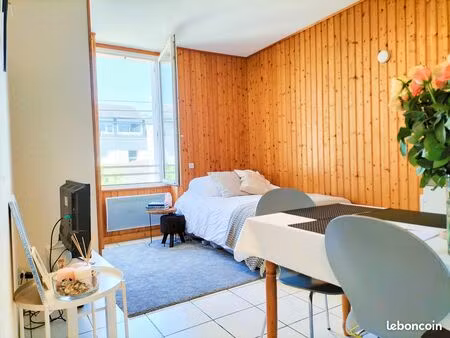 studio meublé 22m2 idéal étudiant cholet