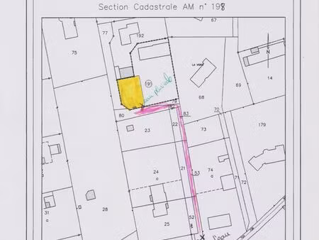 terrain constructible 342m2 clôturé avec brt eau
