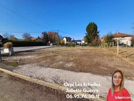 terrain 495 m² entre deux guiers