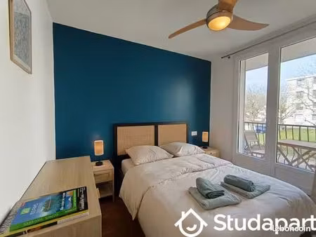 chambre 1 pièce 9 m²